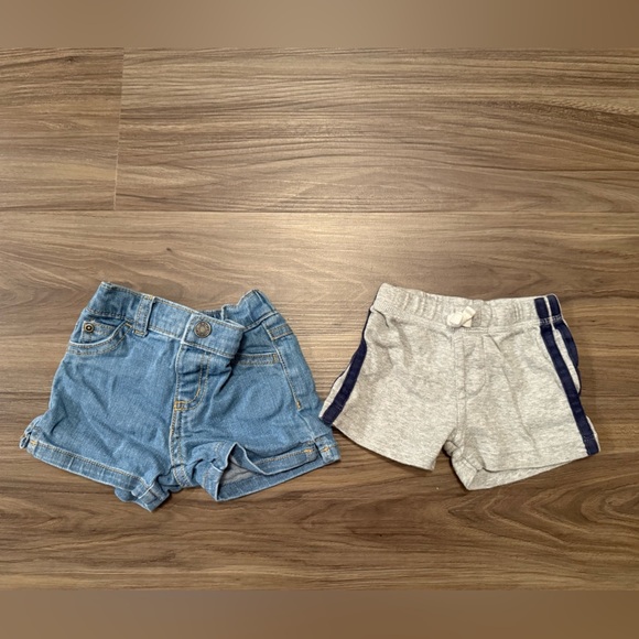 Carter's Baby Boy Blue Denim and Gray Shorts Set size 3M - Picture 3 of 4